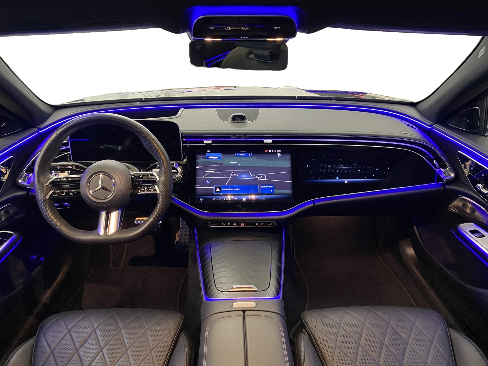 MERCEDES-BENZ E 400 e AMG Line 4MATIC-image-8