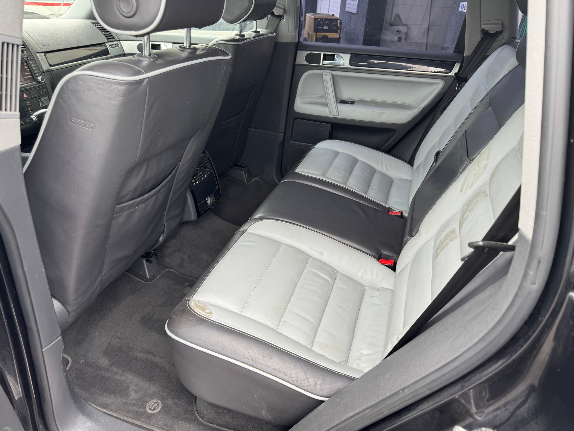 VW Touareg 3.0 TDI-image-5