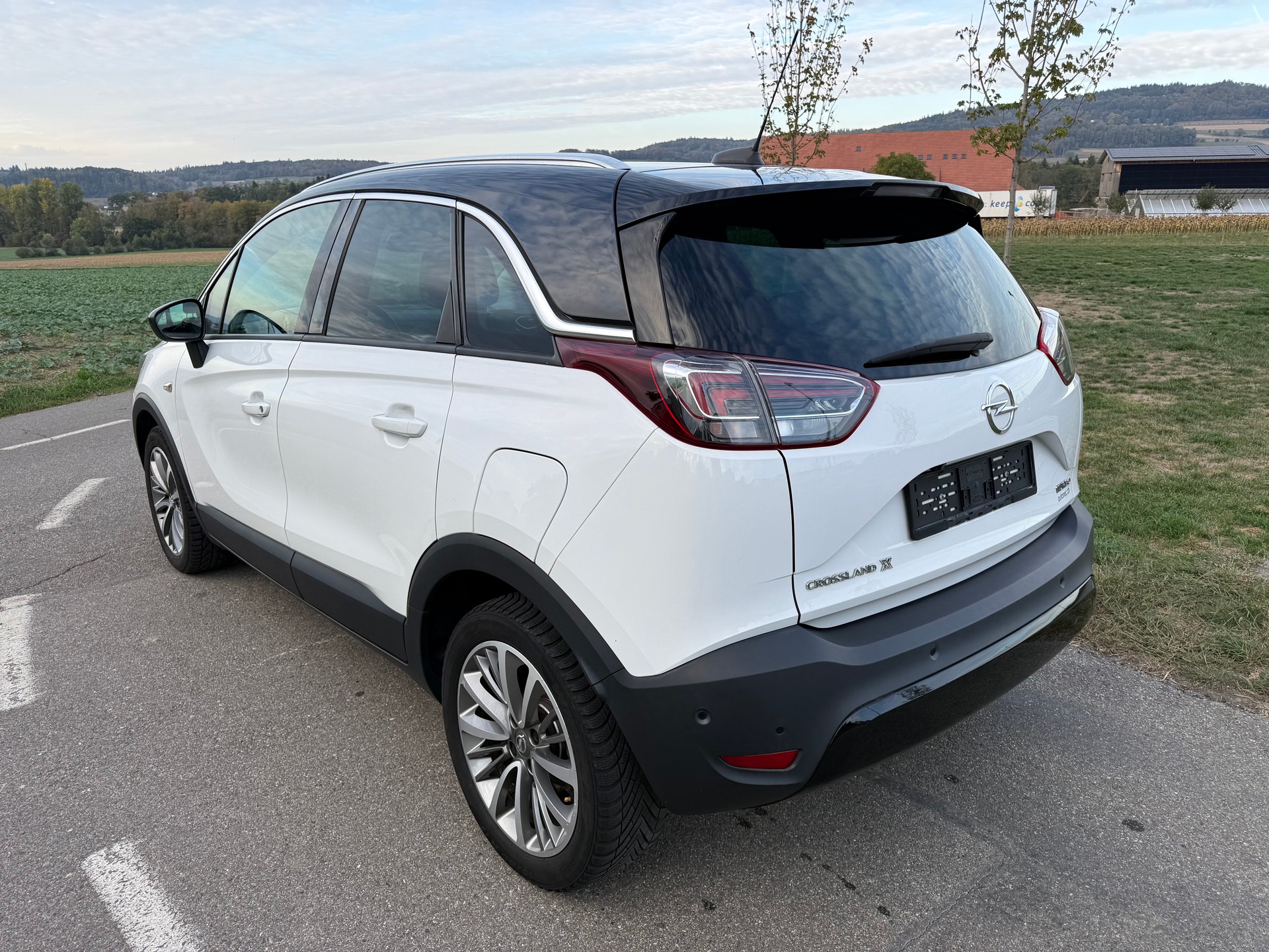 OPEL Crossland X 1.2i 120 Years Edition-image-2
