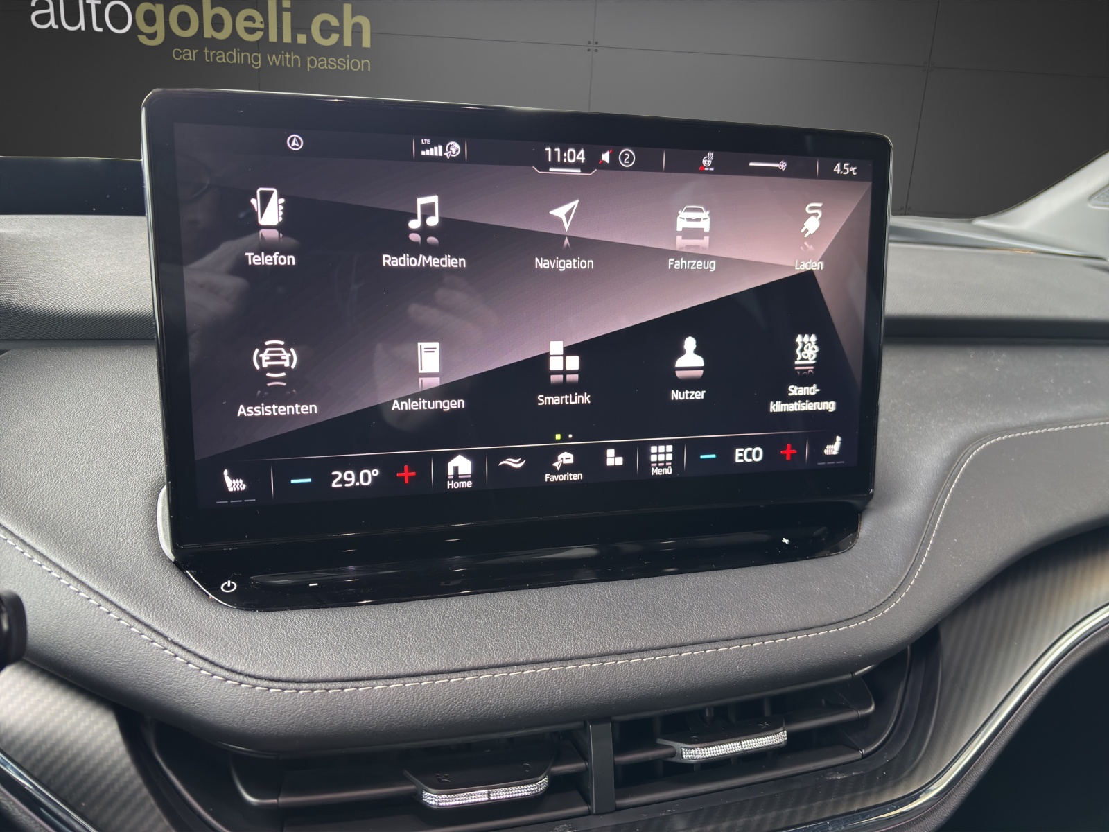 SKODA Enyaq iV 80 SportLine-image-7