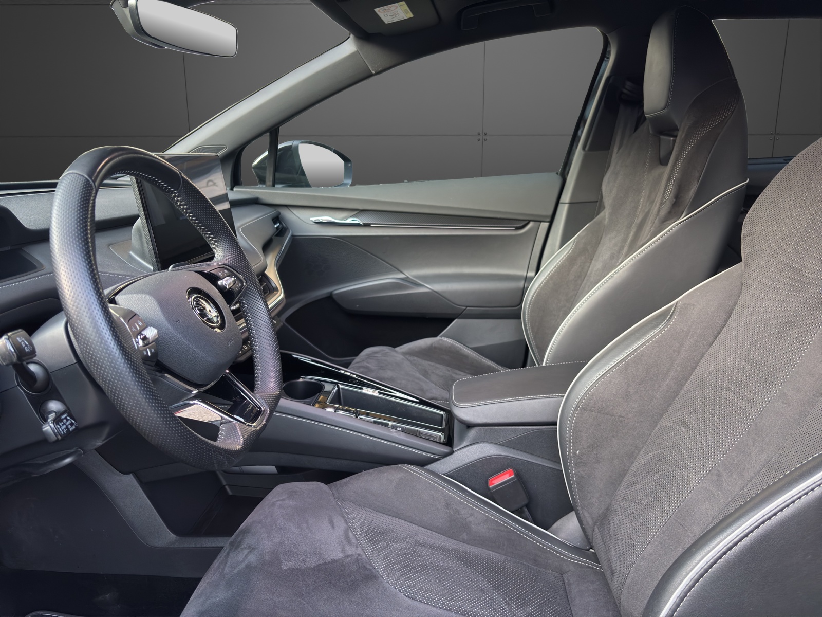 SKODA Enyaq iV 80 SportLine-image-2