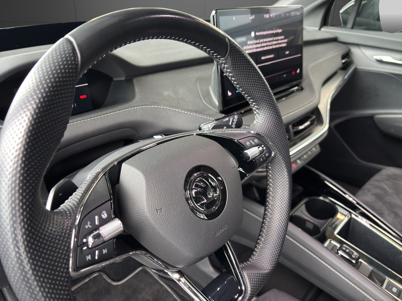 SKODA Enyaq iV 80 SportLine-image-3
