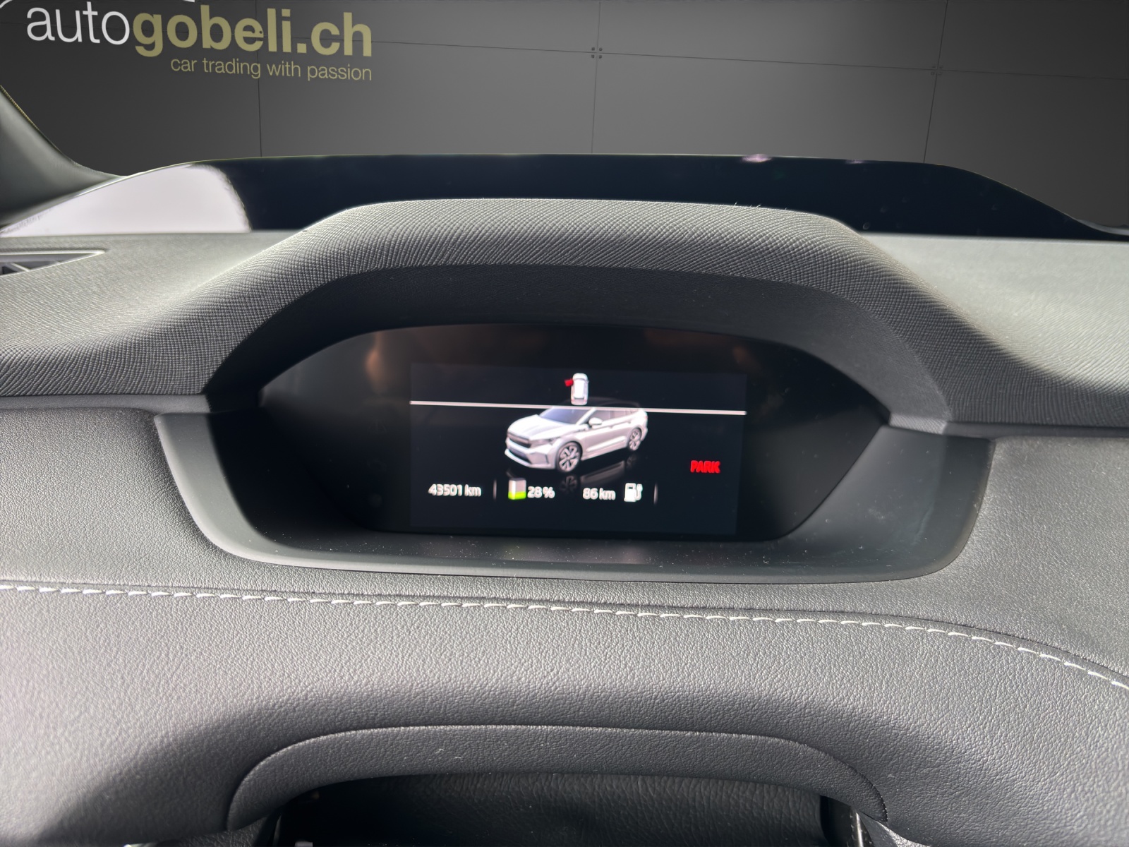 SKODA Enyaq iV 80 SportLine-image-4