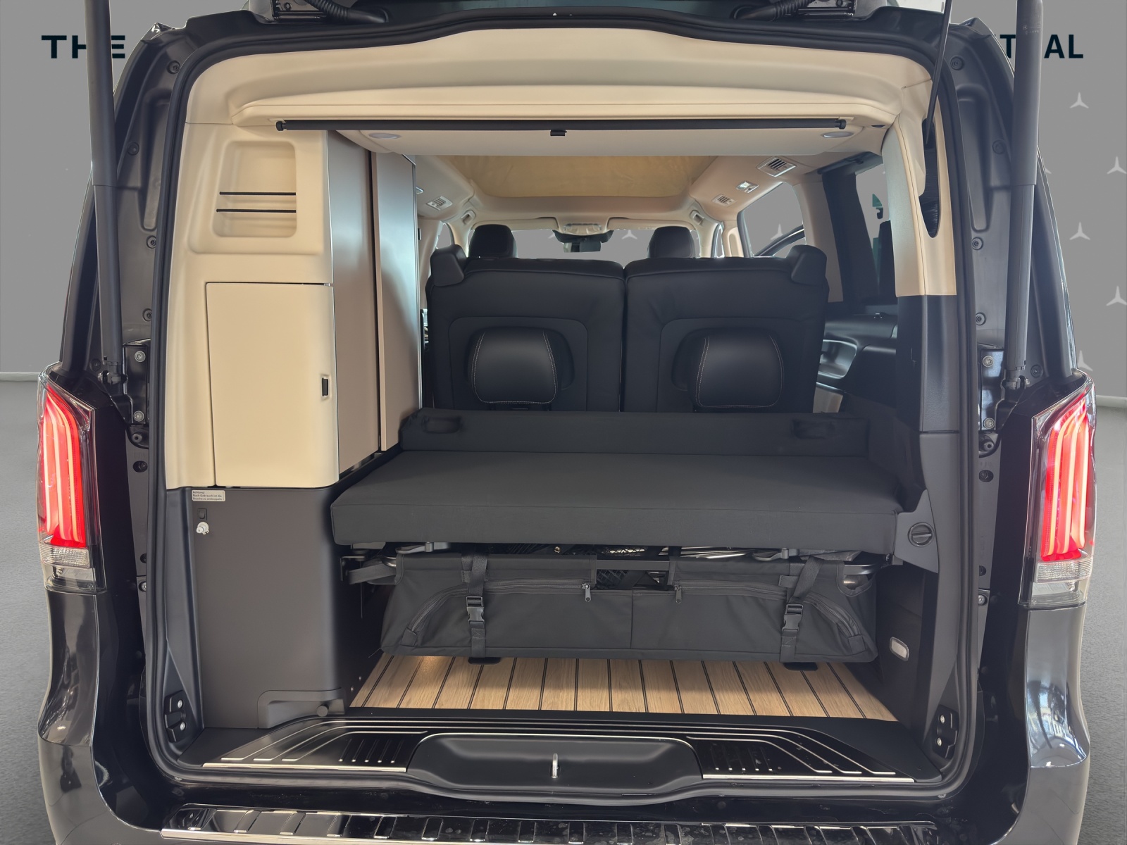 MERCEDES-BENZ Marco Polo 300 d 4M Automat-image-15