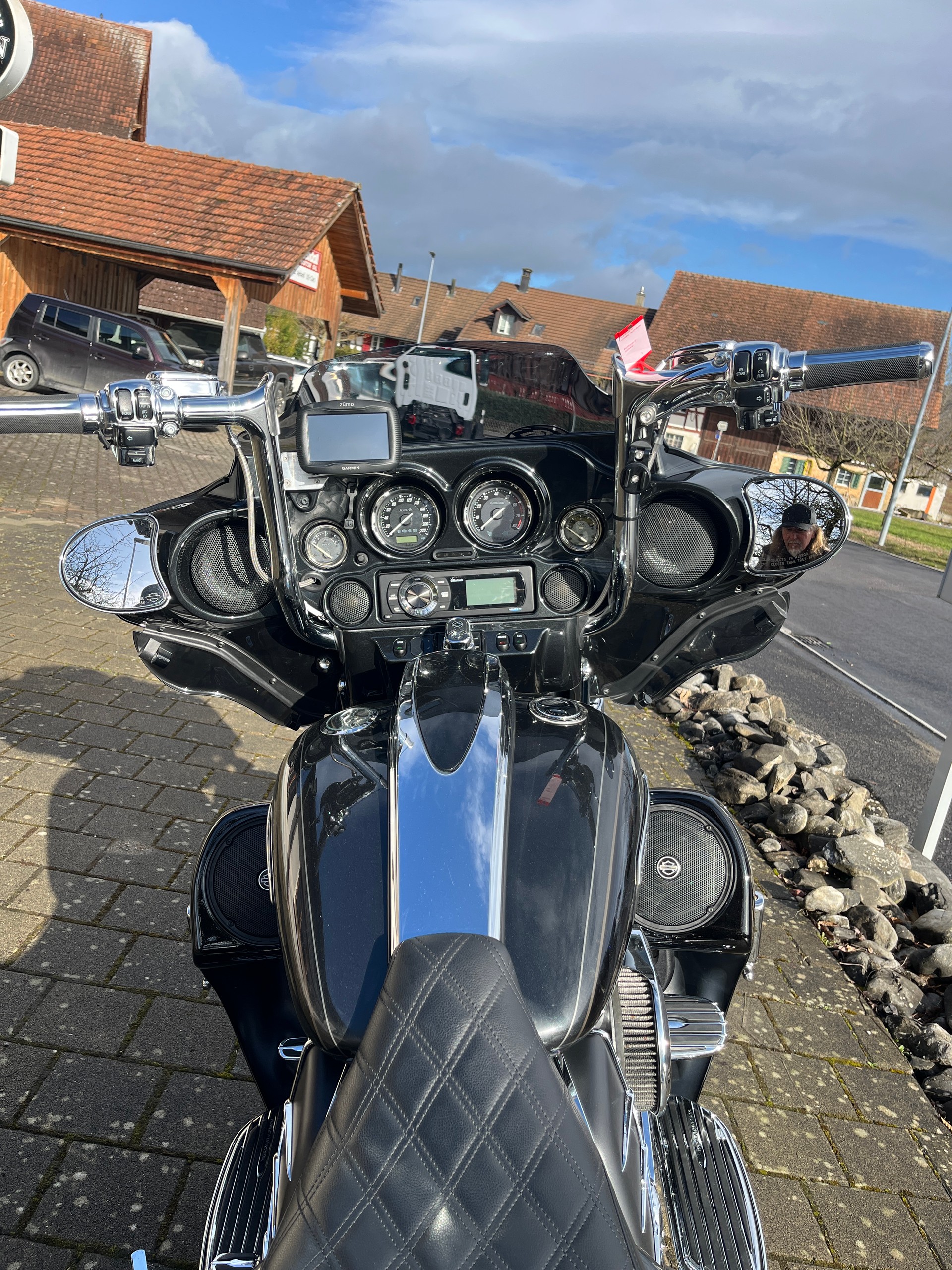 HARLEY-DAVIDSON FLHXSE3-image-11