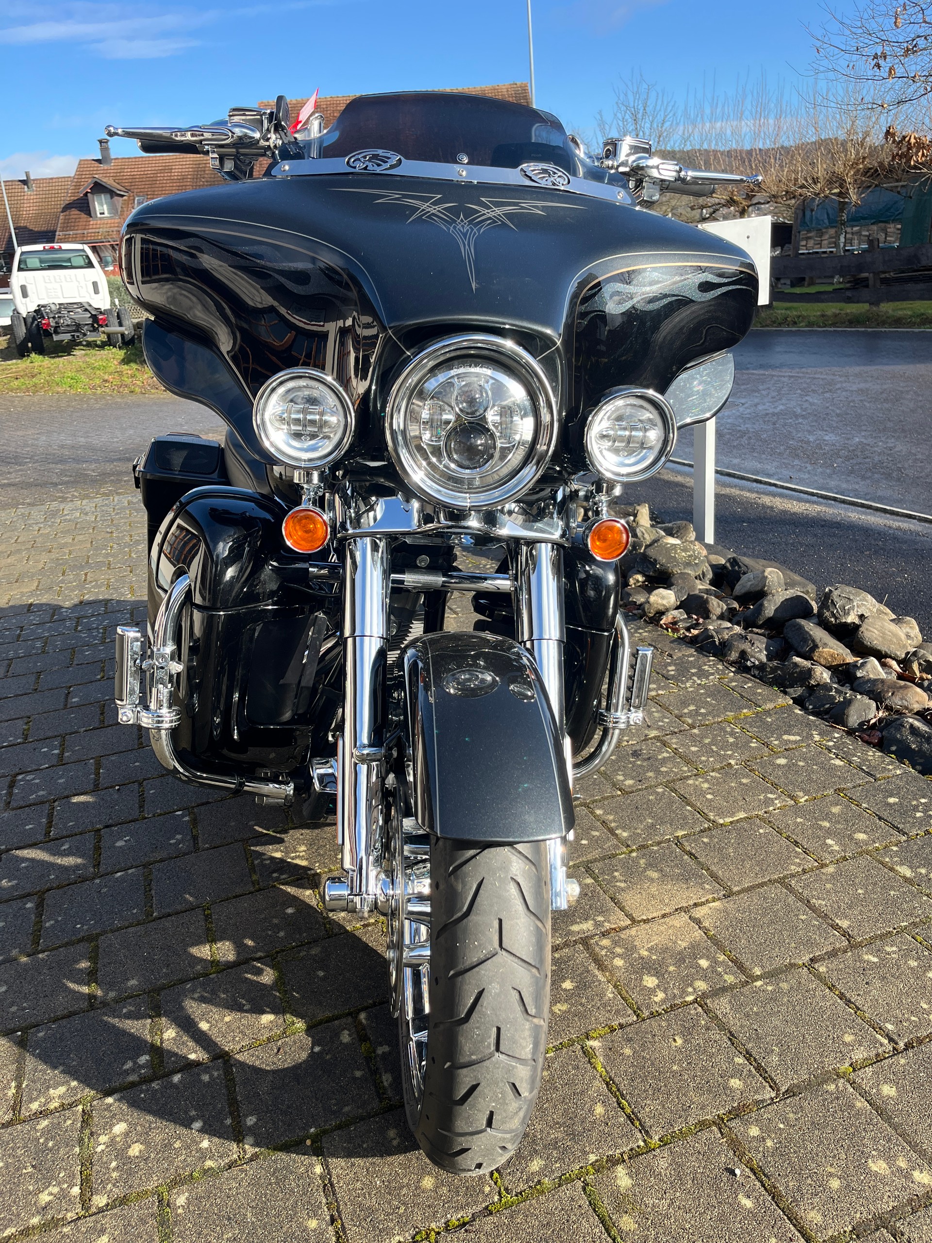 HARLEY-DAVIDSON FLHXSE3-image-7