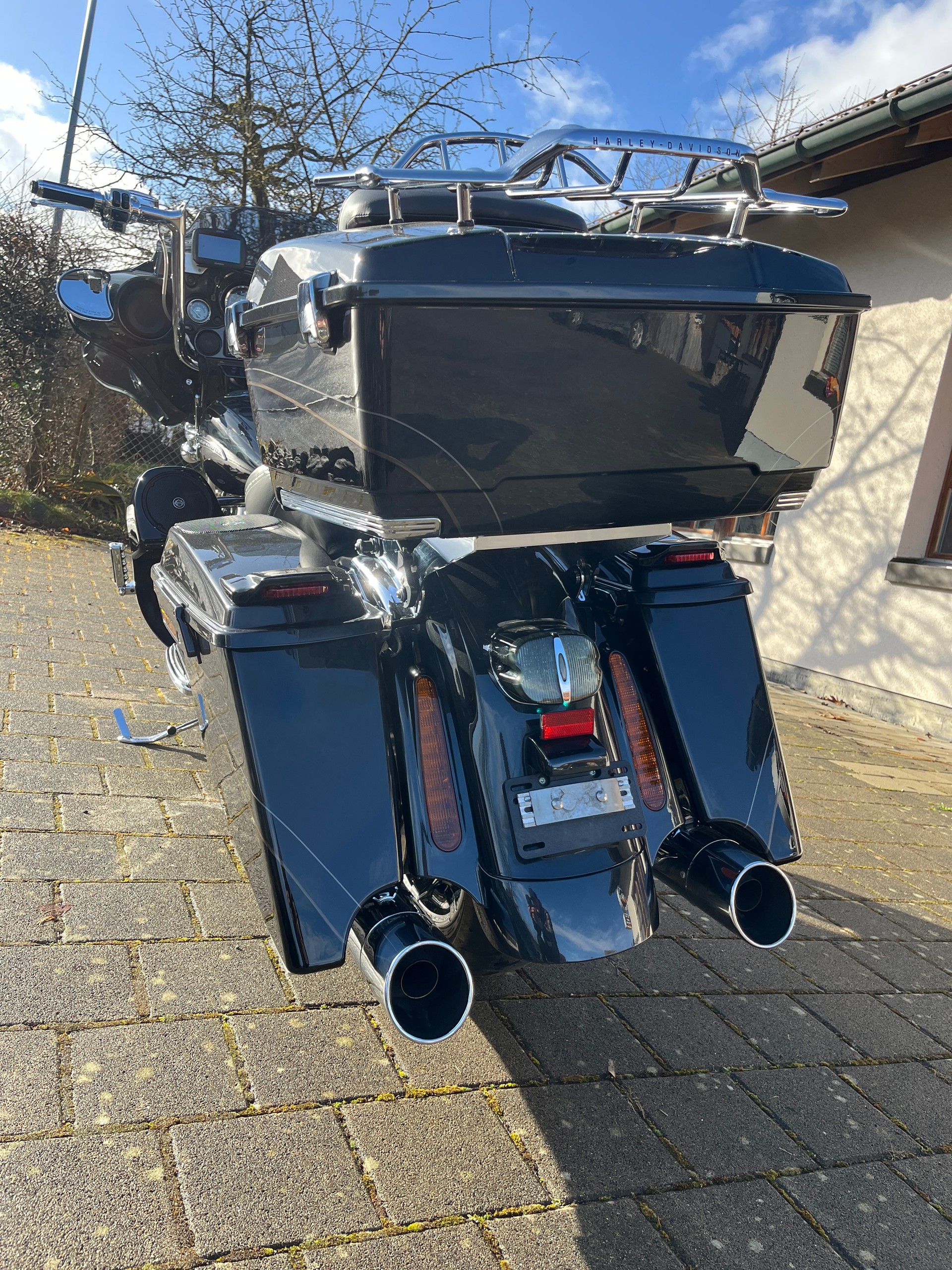 HARLEY-DAVIDSON FLHXSE3-image-14