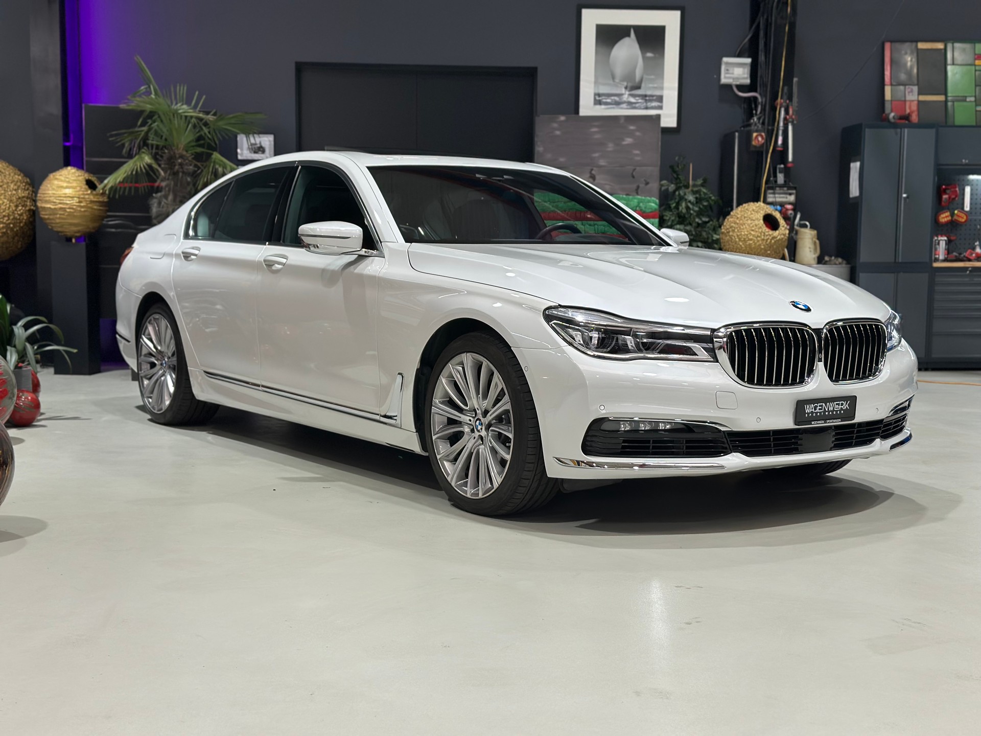 BMW 750i xDrive Steptronic