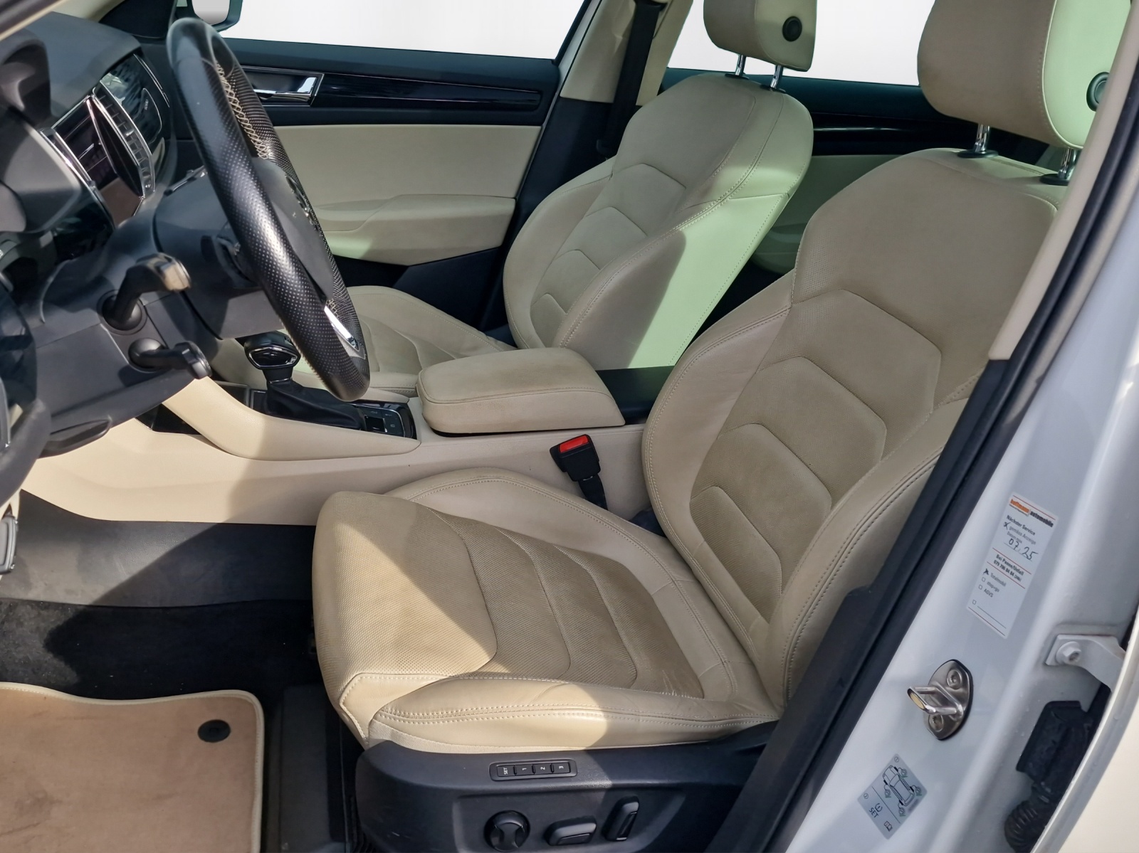 SKODA Kodiaq 2.0 TSI Style DSG 4x4-image-9