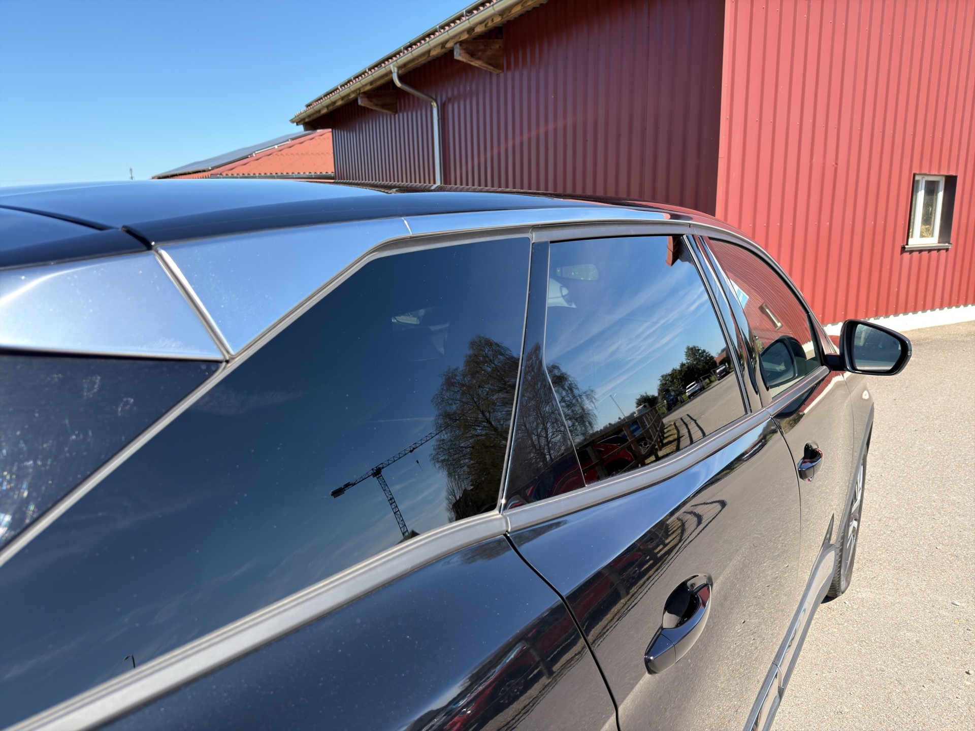 PEUGEOT 3008 1.6 Plug-in Hybrid Allure-image-28