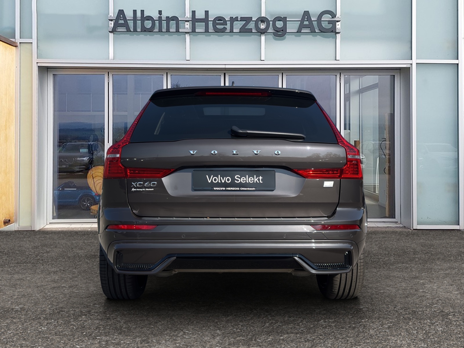 VOLVO XC60 2.0 T8 TE Ultimate Dark eAWD-image-5