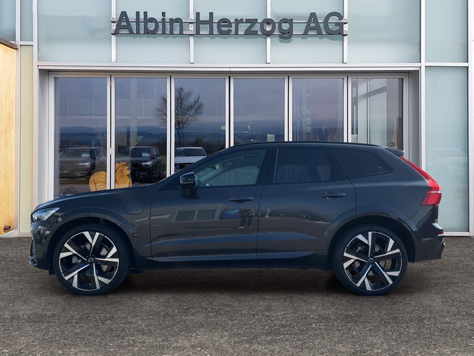 VOLVO XC60 2.0 T8 TE Ultimate Dark eAWD-showroom-element-1