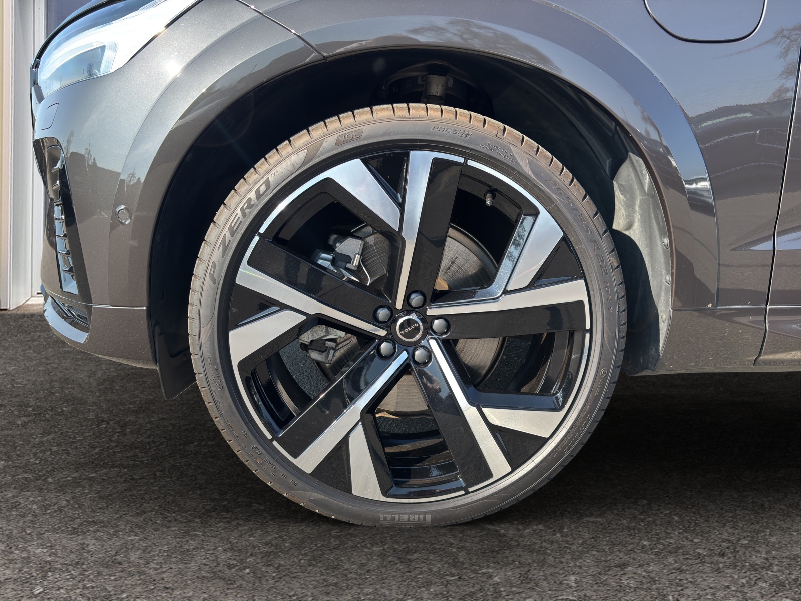 VOLVO XC60 2.0 T8 TE Ultimate Dark eAWD-image-17