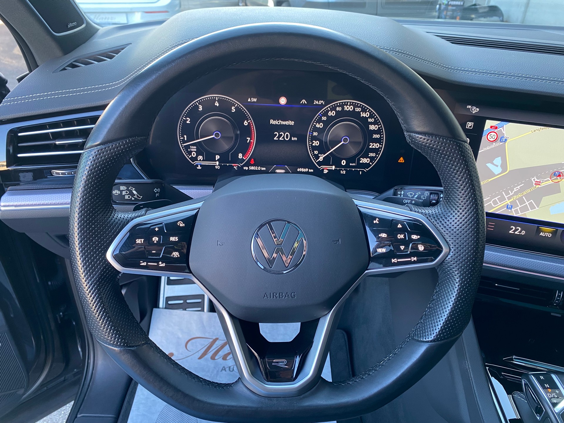 VW Touareg 3.0 TSI 340PS Black-Style R-Line 4x4 Tiptronic **Top-Ausstattung**-image-13