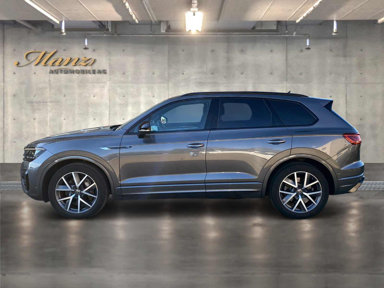 VW Touareg 3.0 TSI 340PS Black-Style R-Line 4x4 Tiptronic **Top-Ausstattung**-image-1