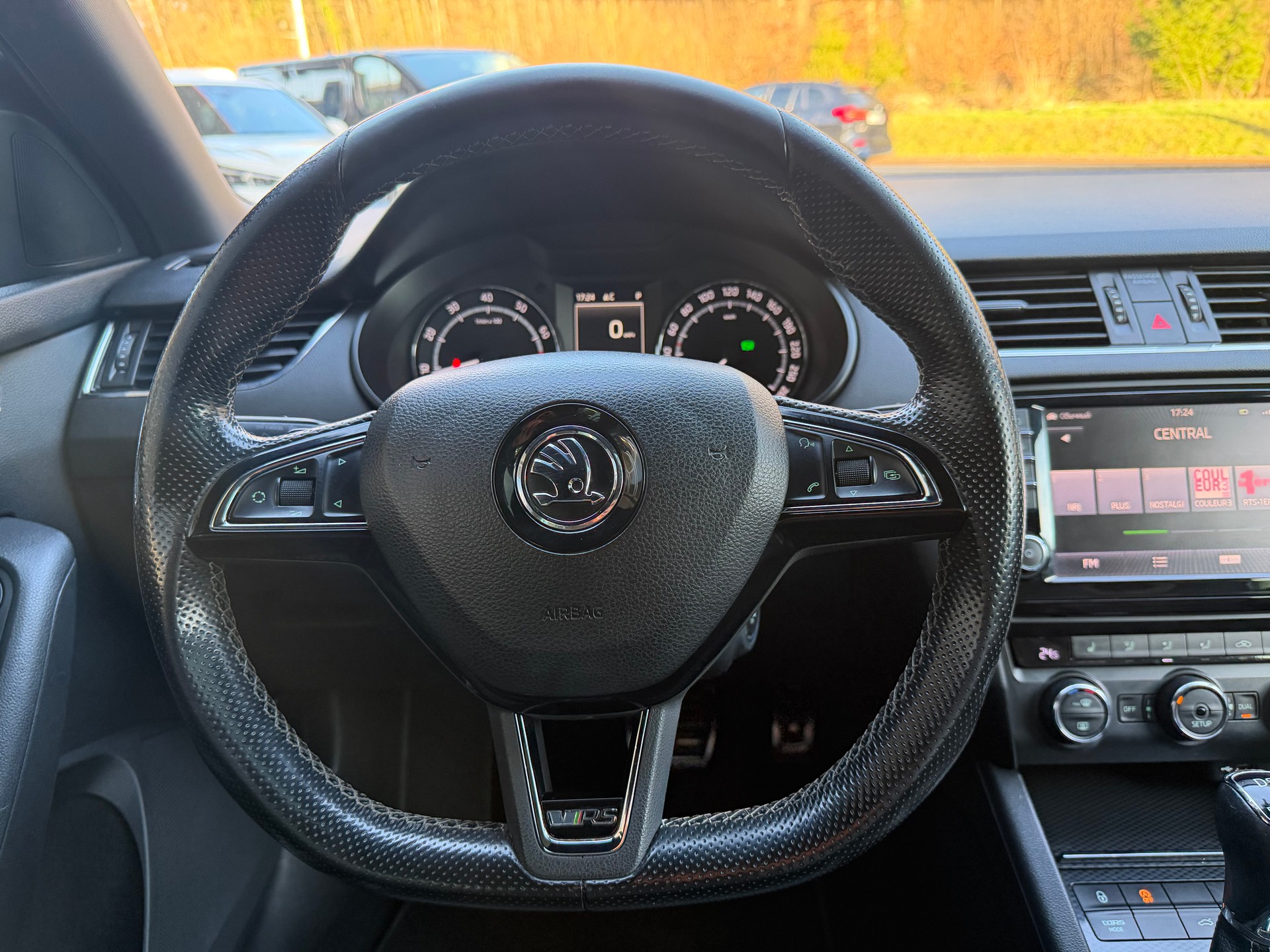 SKODA Octavia Combi 2.0 TSI RS DSG-image-7
