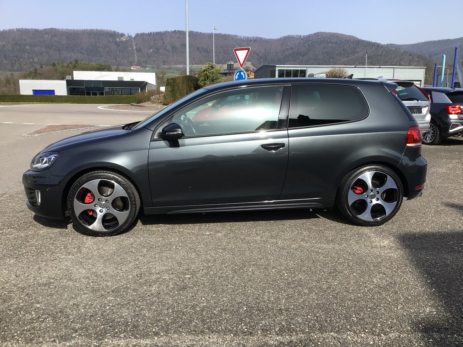 VW Golf 2.0 TSI GTI Team DSG-image-13