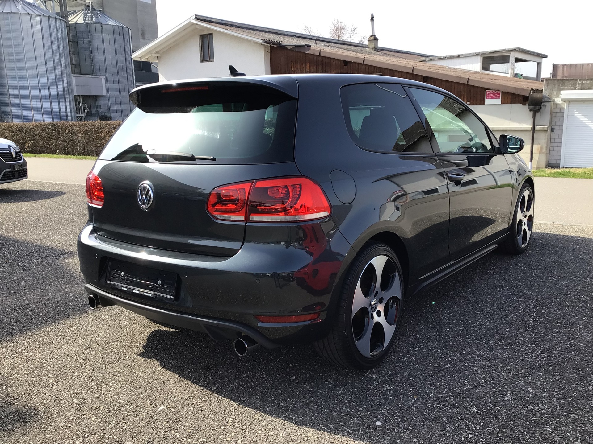VW Golf 2.0 TSI GTI Team DSG-image-12