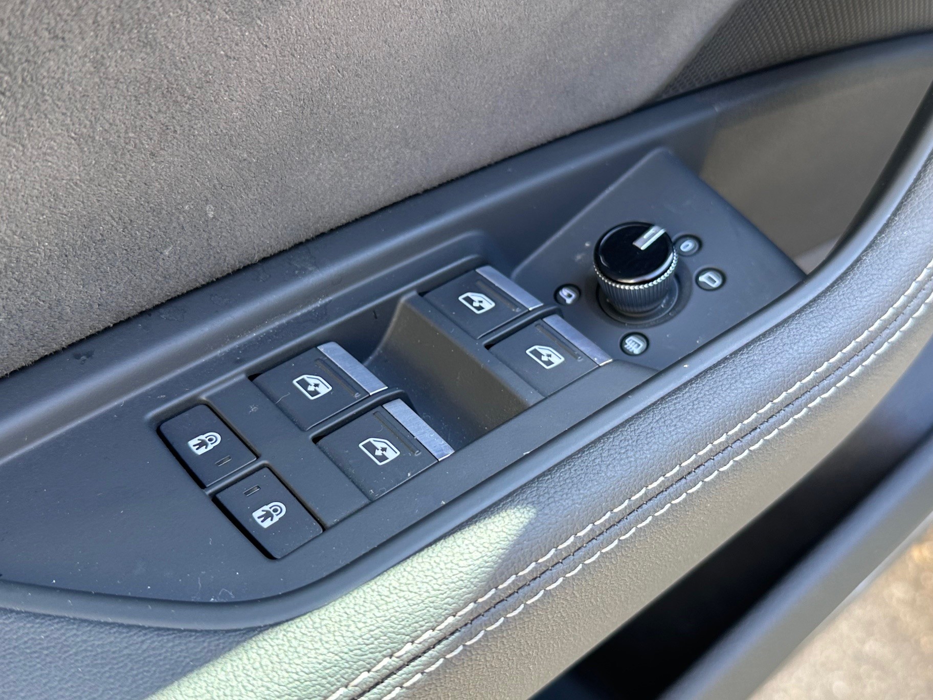 AUDI e-tron 55 Sportback S Line Black Edition quattro-image-11