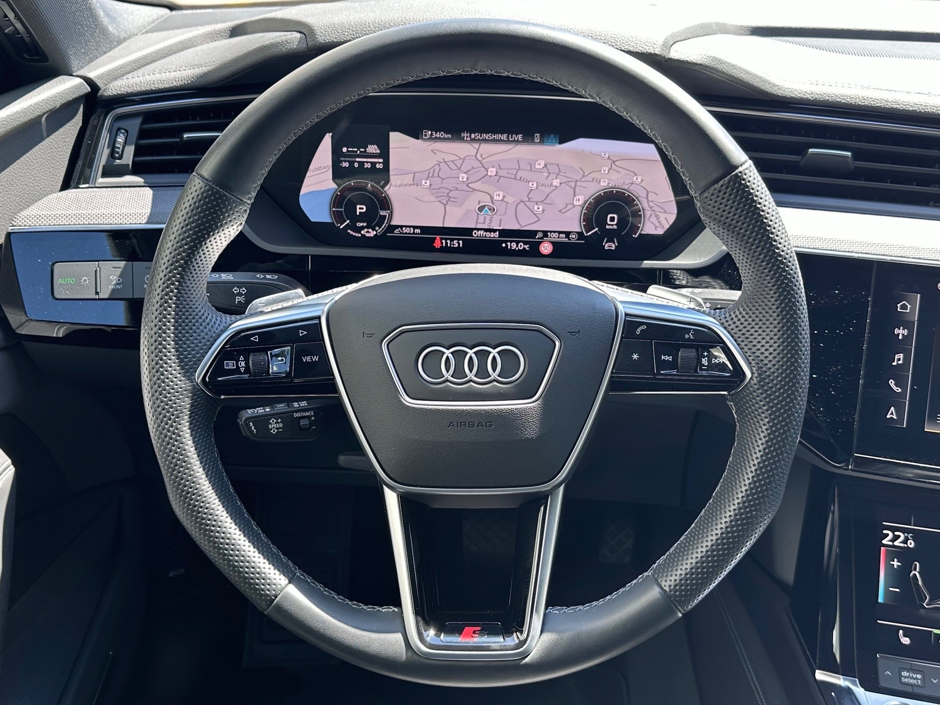 AUDI e-tron 55 Sportback S Line Black Edition quattro-image-5