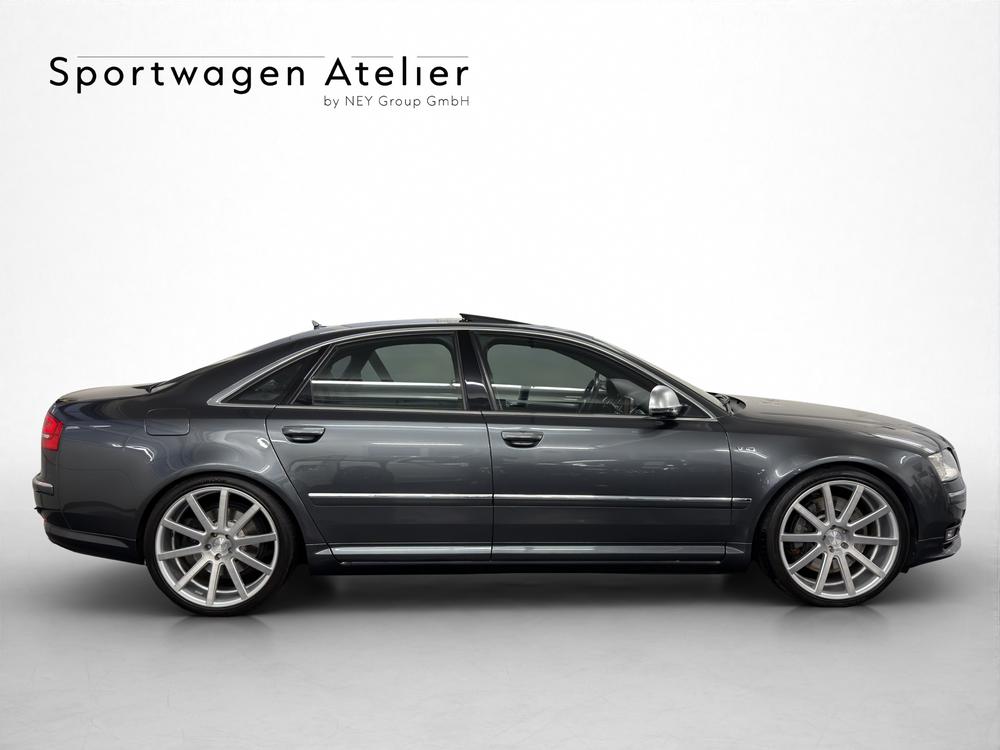 AUDI S8 5.2 V10 quattro tiptronic-image-5