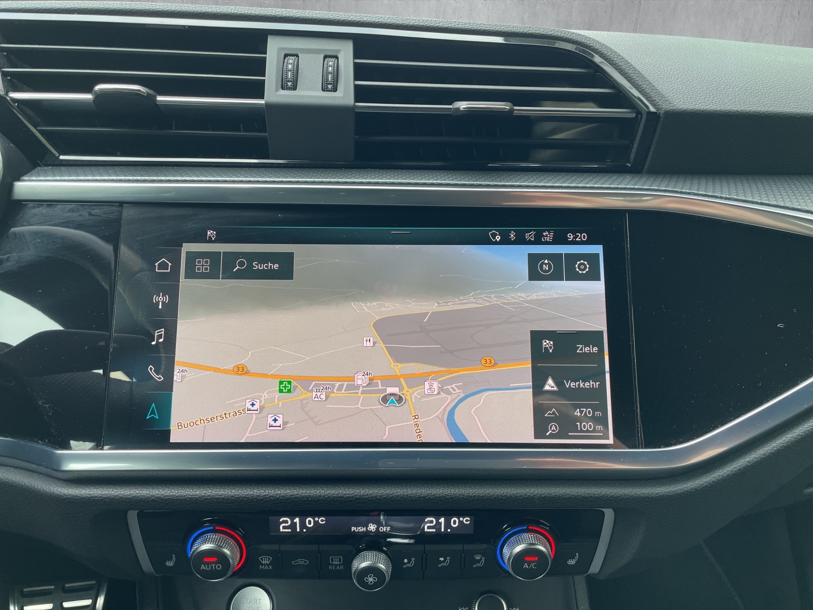AUDI Q3 35 TFSI S line S-tronic-image-12