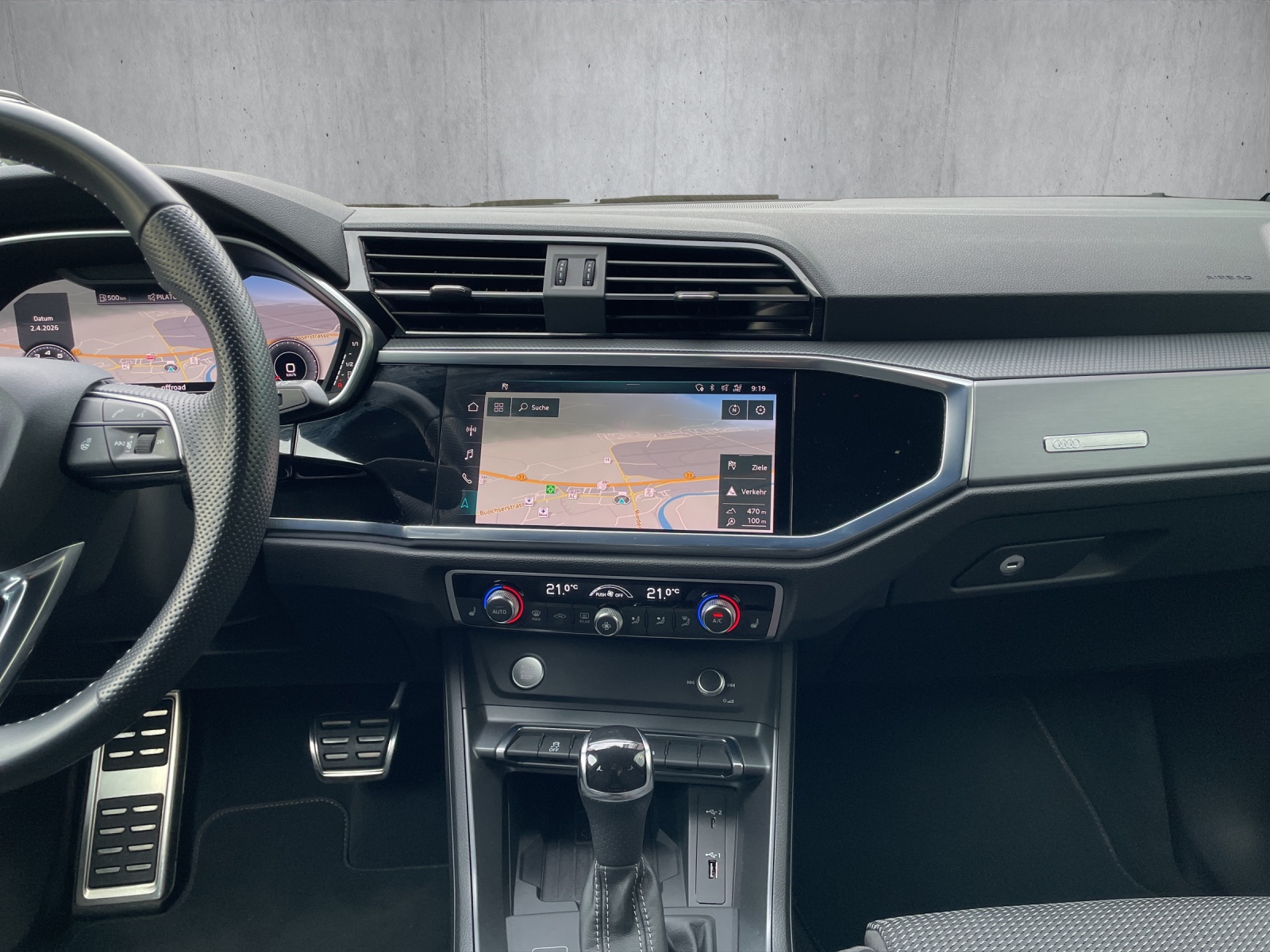 AUDI Q3 35 TFSI S line S-tronic-image-11