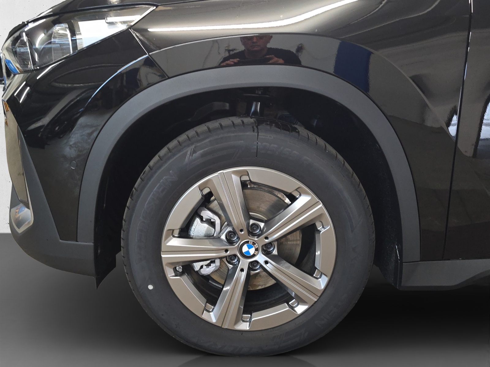 BMW X1 sDrive 18i-image-8