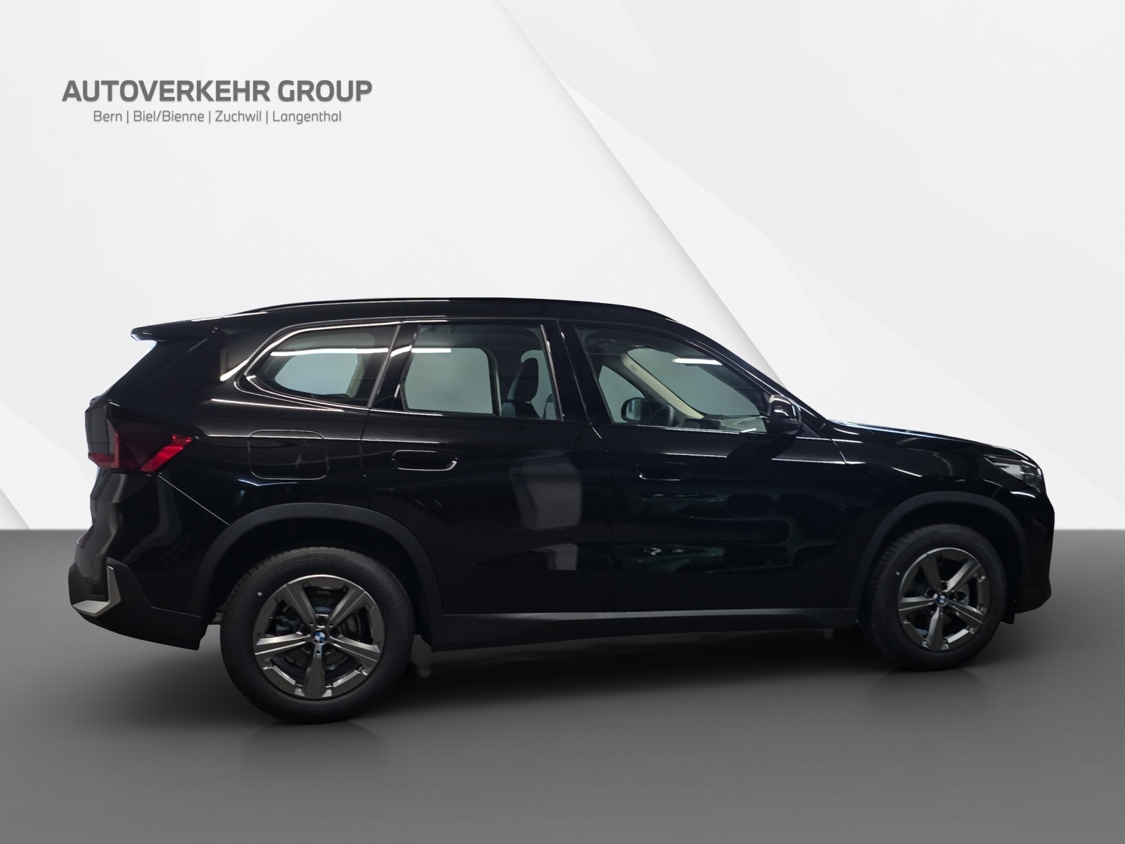 BMW X1 sDrive 18i-image-3