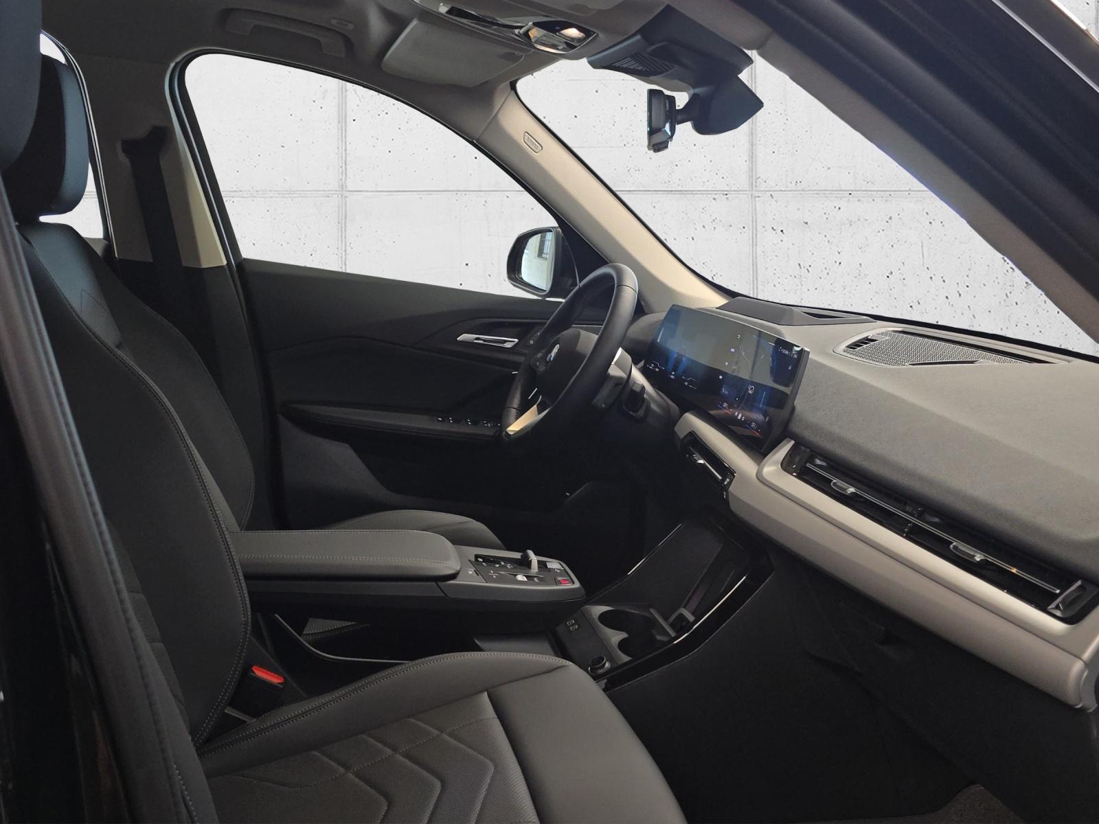 BMW X1 sDrive 18i-image-17