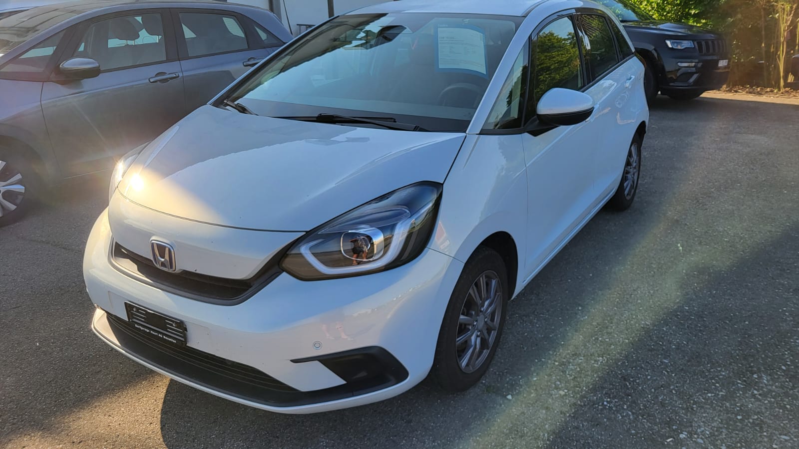 HONDA Jazz 1.5i-MMD Elegance E-CVT-image-1