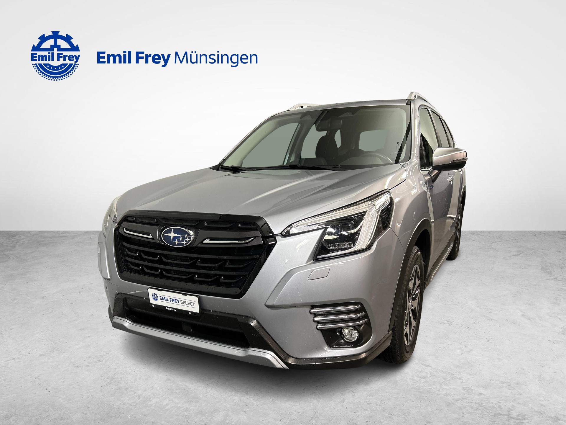 SUBARU Forester Station 2.0i e-Boxer Swiss Plus-image-0