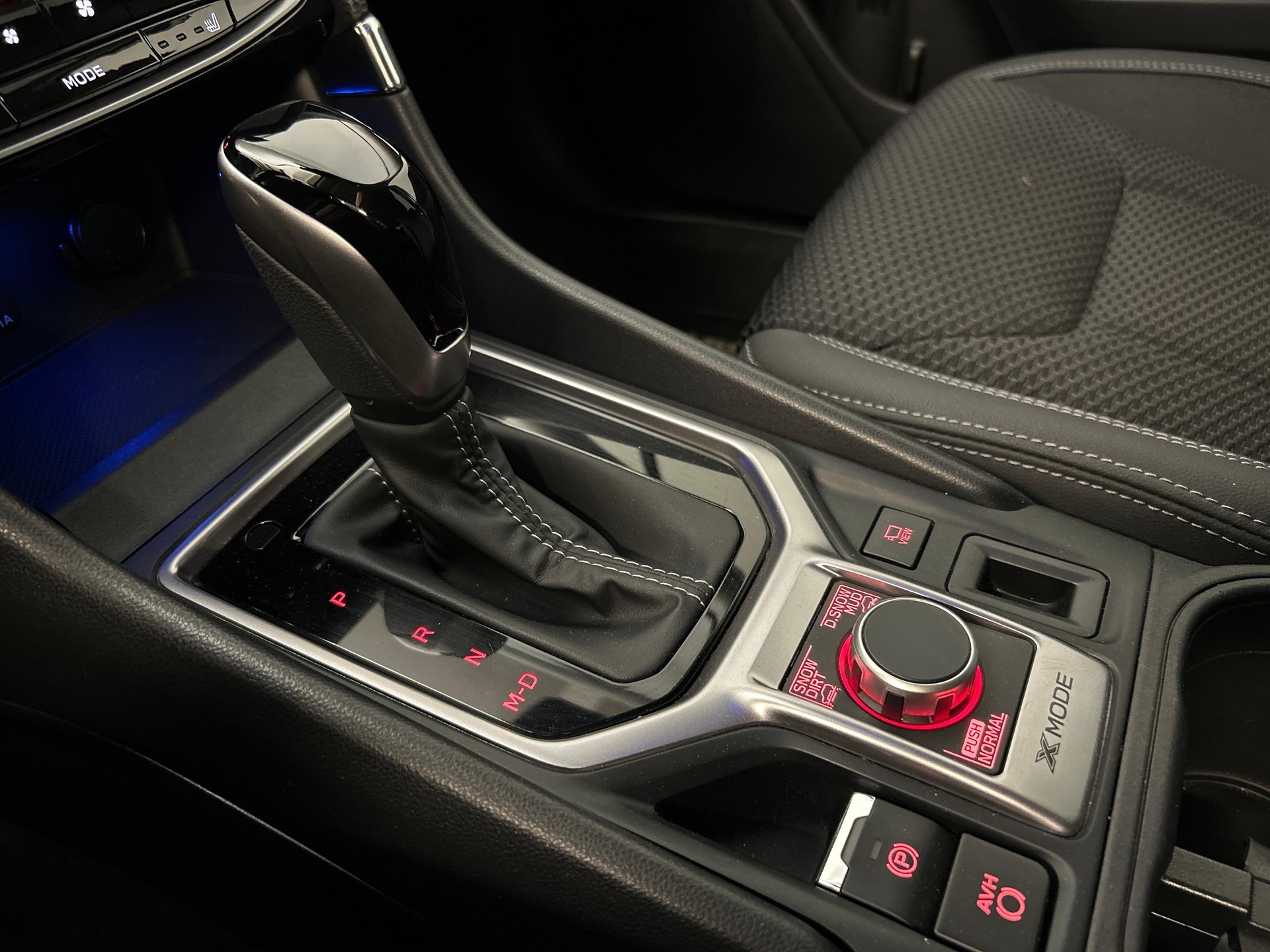 SUBARU Forester Station 2.0i e-Boxer Swiss Plus-image-13