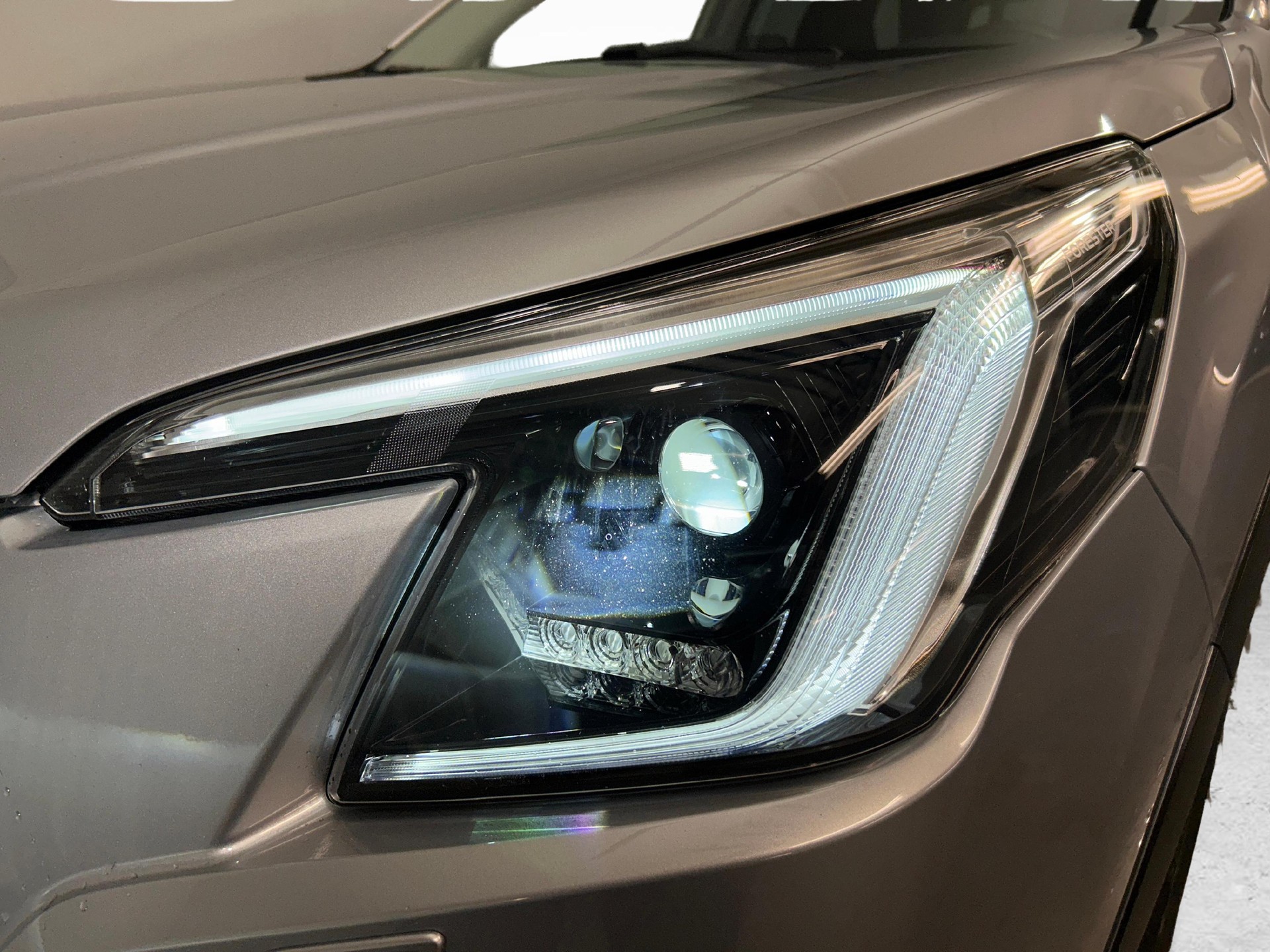 SUBARU Forester Station 2.0i e-Boxer Swiss Plus-image-15
