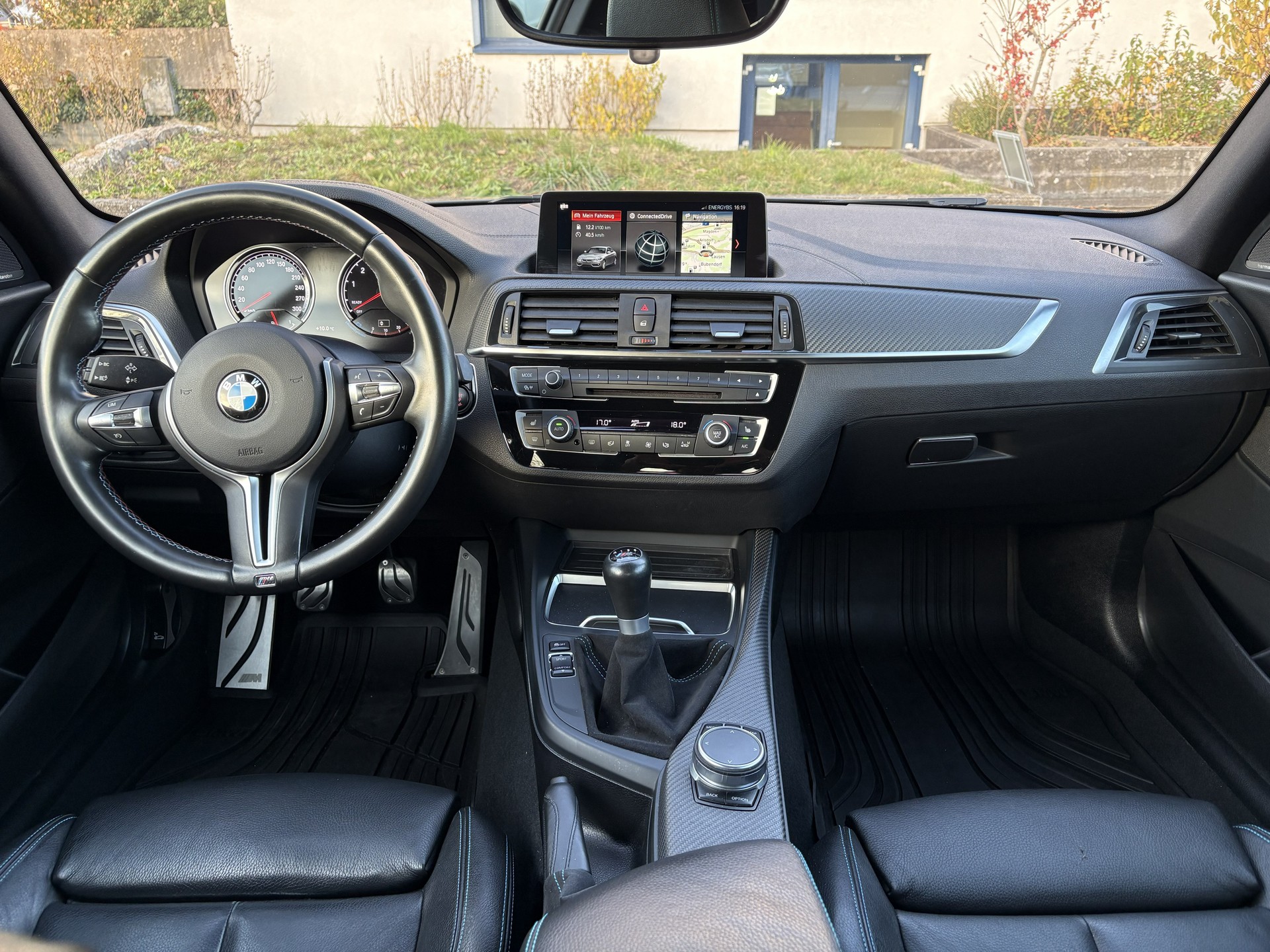 BMW M2-image-3
