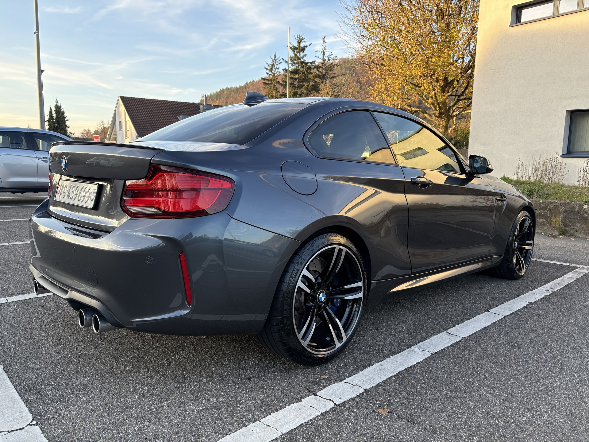 BMW M2-image-2