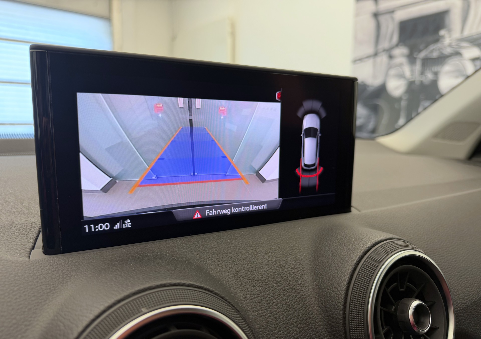 AUDI Q2 35 TFSI S-tronic-image-15