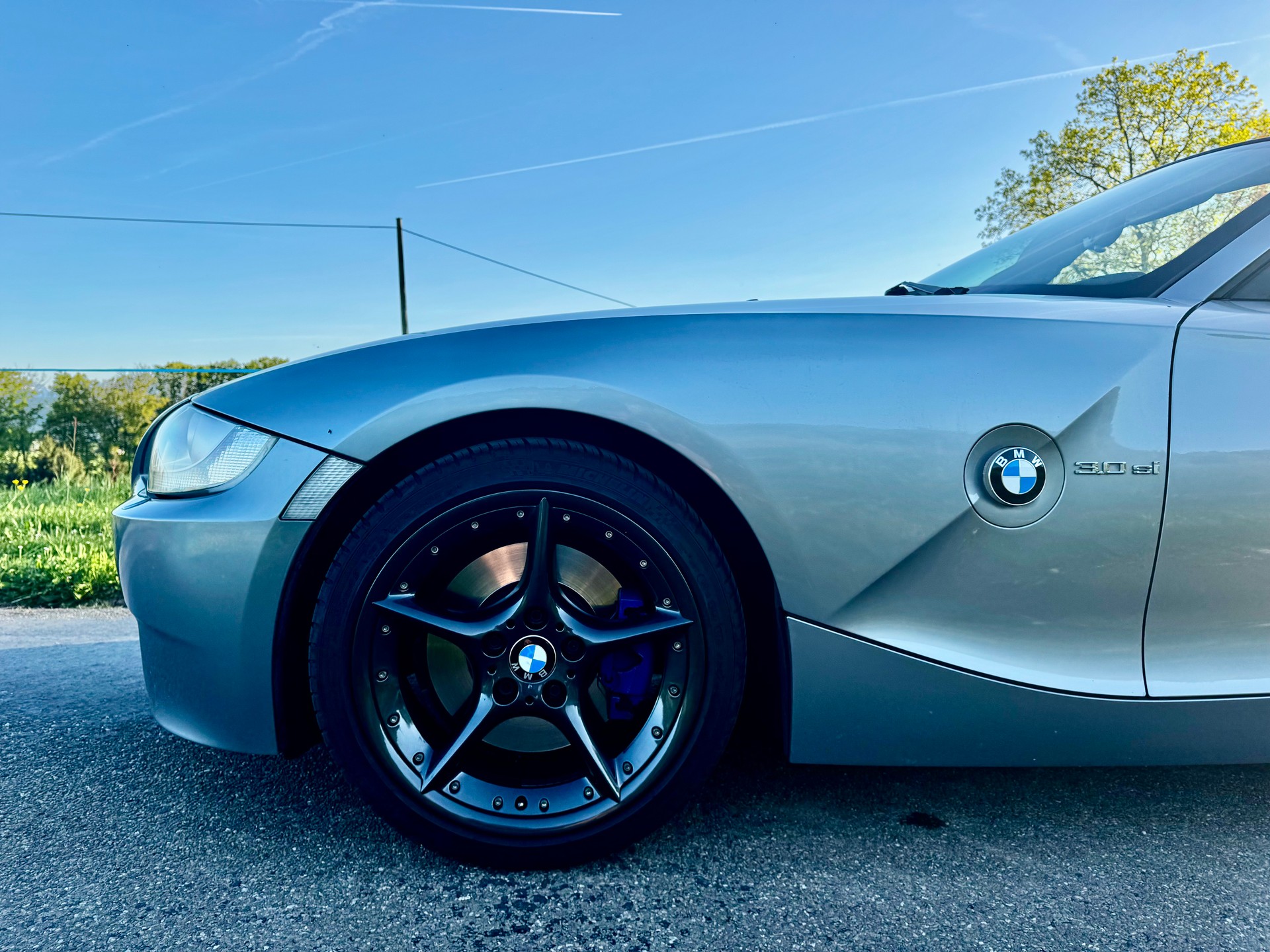 BMW 3.0si-image-4