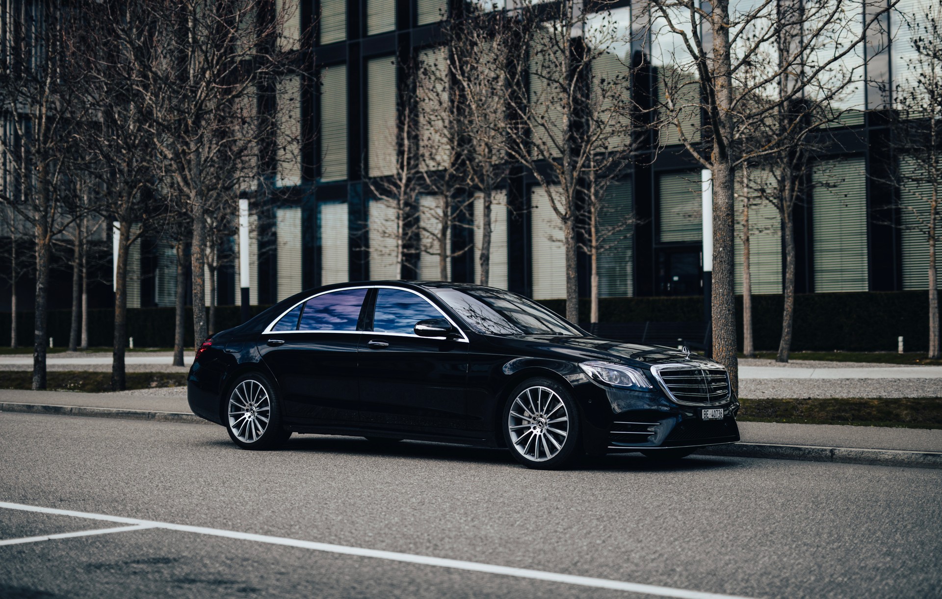 MERCEDES-BENZ S 400 d AMG Line 4matic lang-image-2