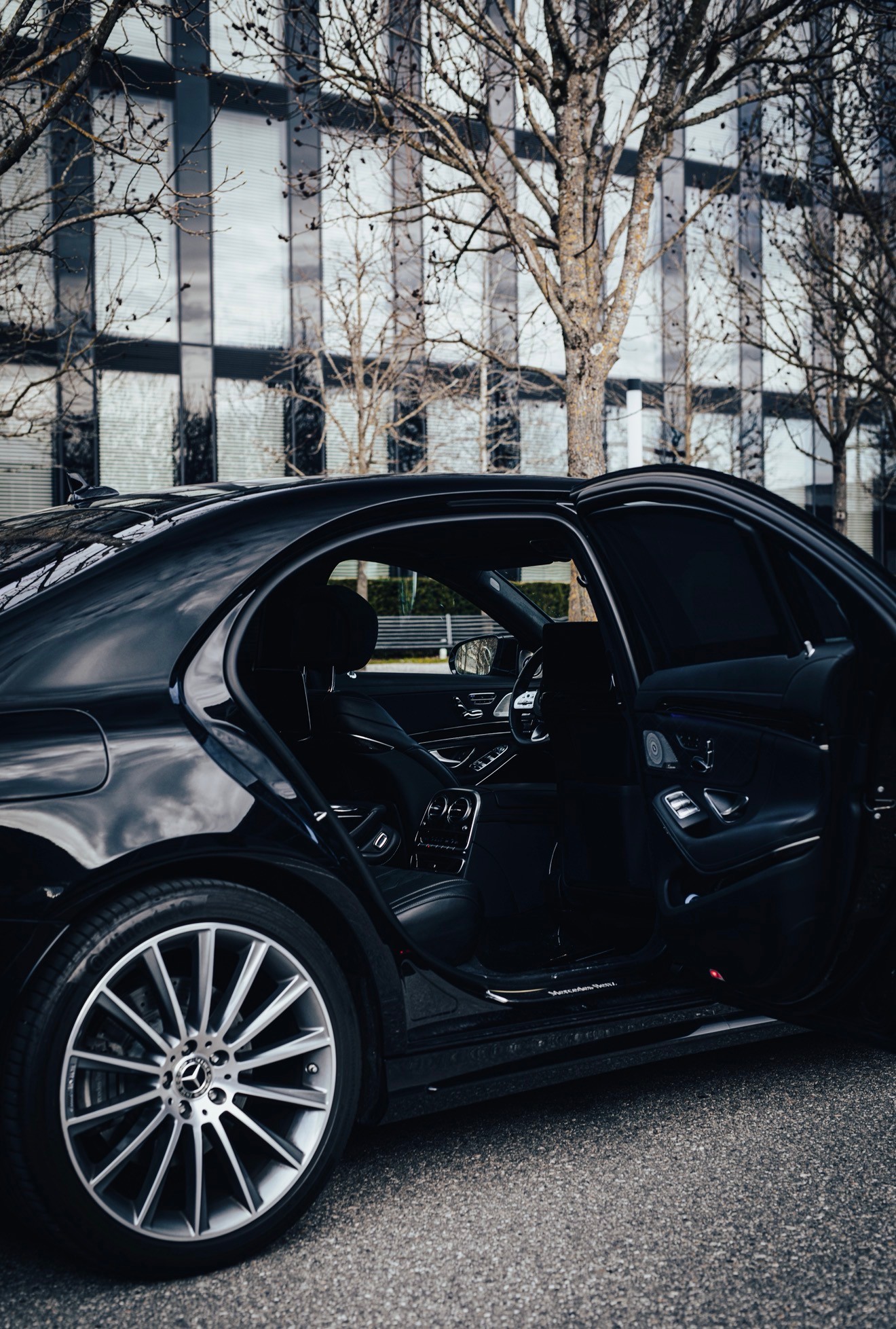 MERCEDES-BENZ S 400 d AMG Line 4matic lang-image-4