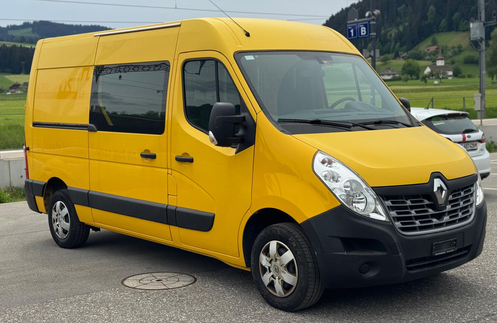 RENAULT Master T35 2.3dCi 130 L2H2-image-2