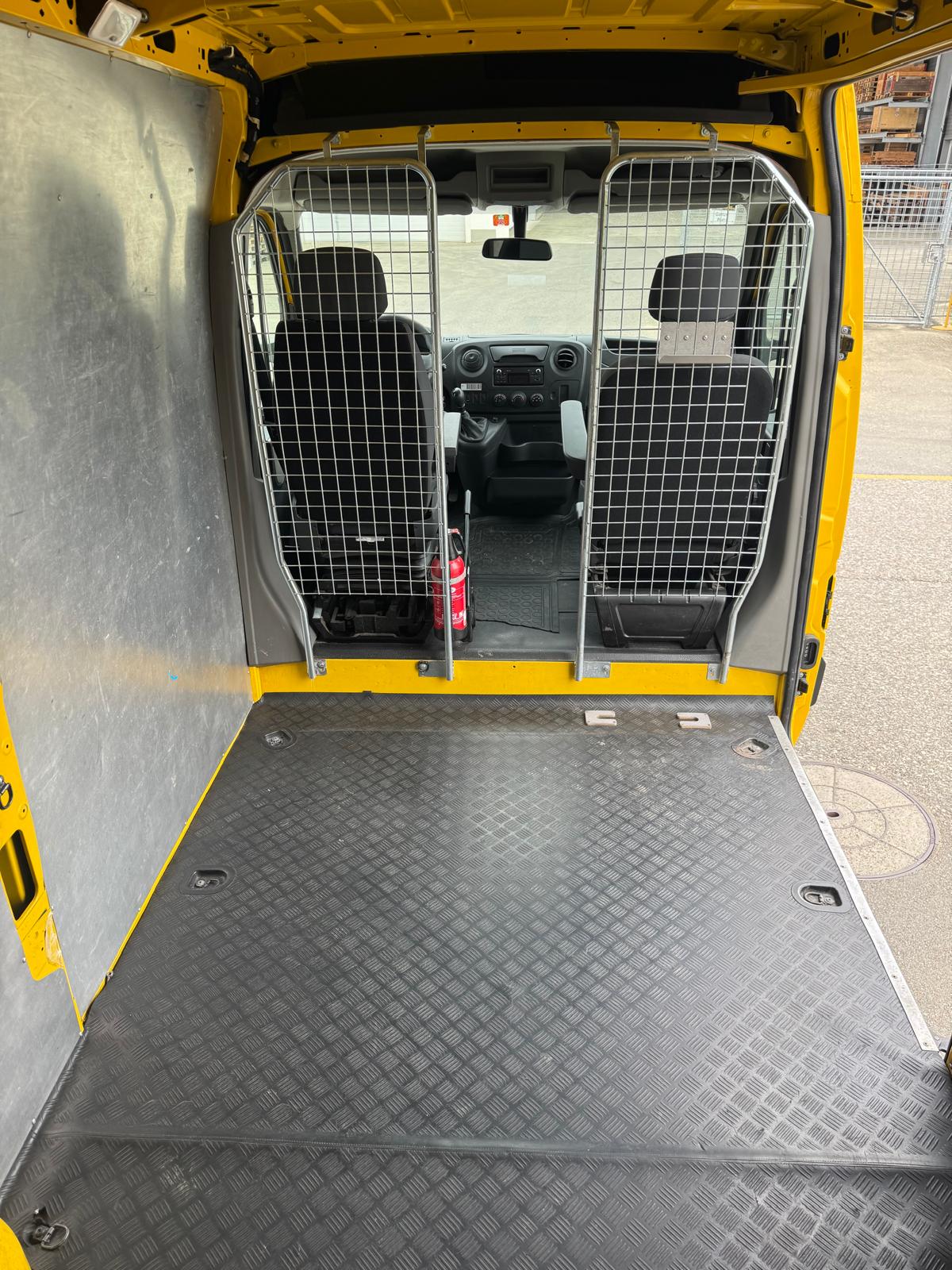 RENAULT Master T35 2.3dCi 130 L2H2-image-6