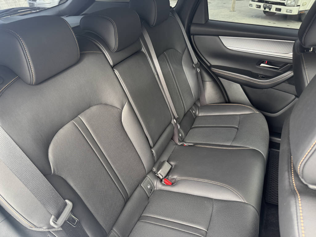MAZDA CX-60 2.5 PHEV Homura-image-18