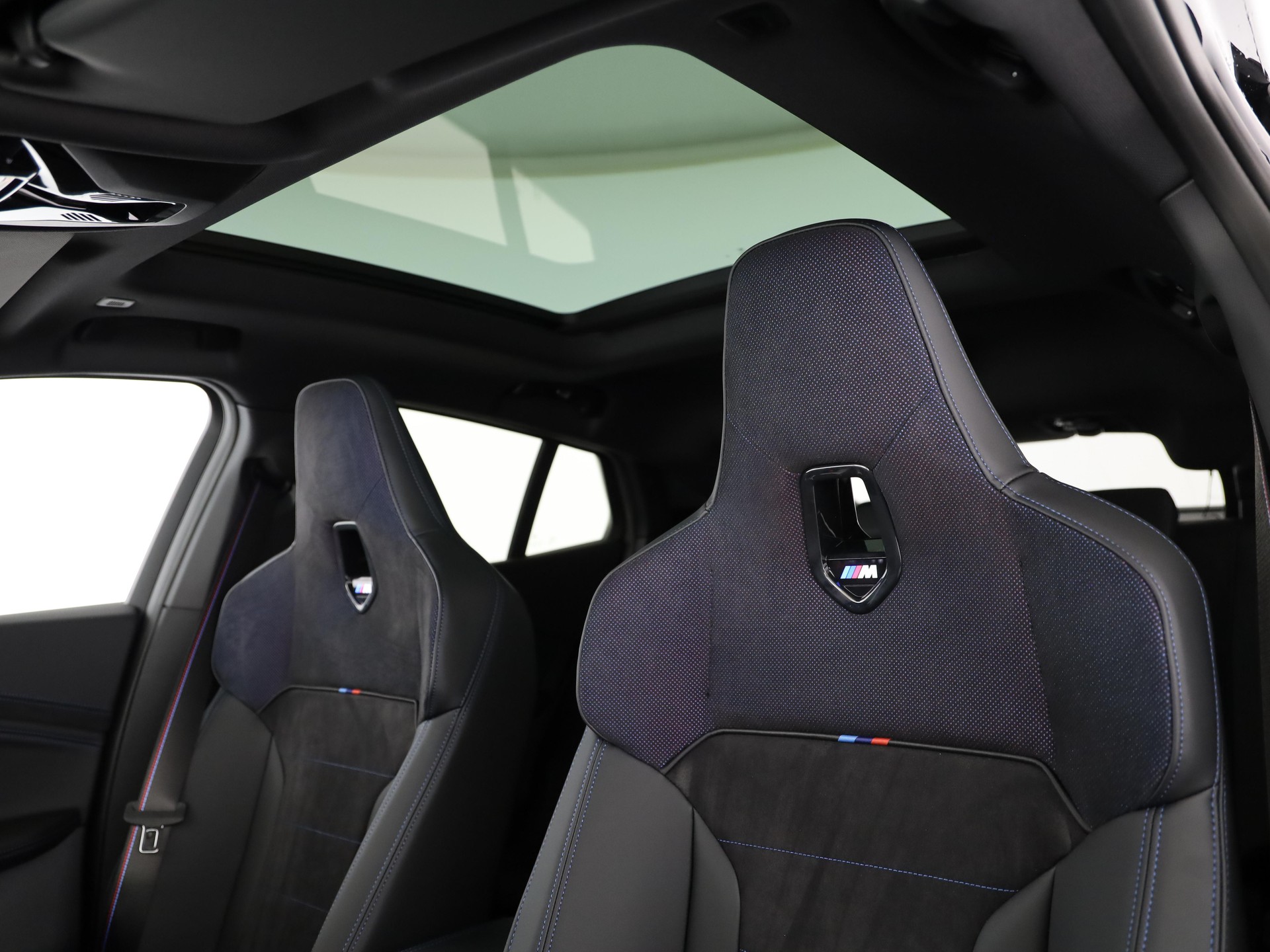 BMW X2 M35i-image-7