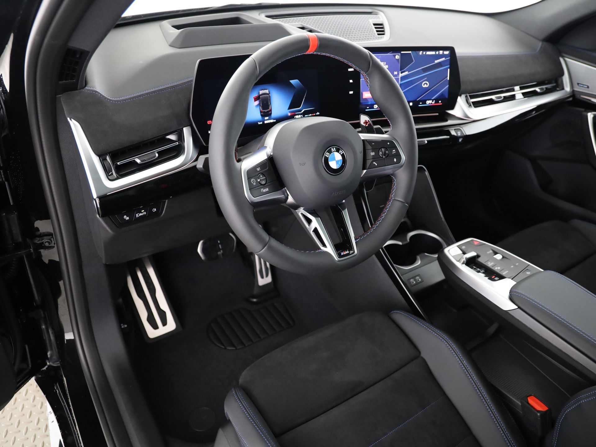 BMW X2 35i-image-8
