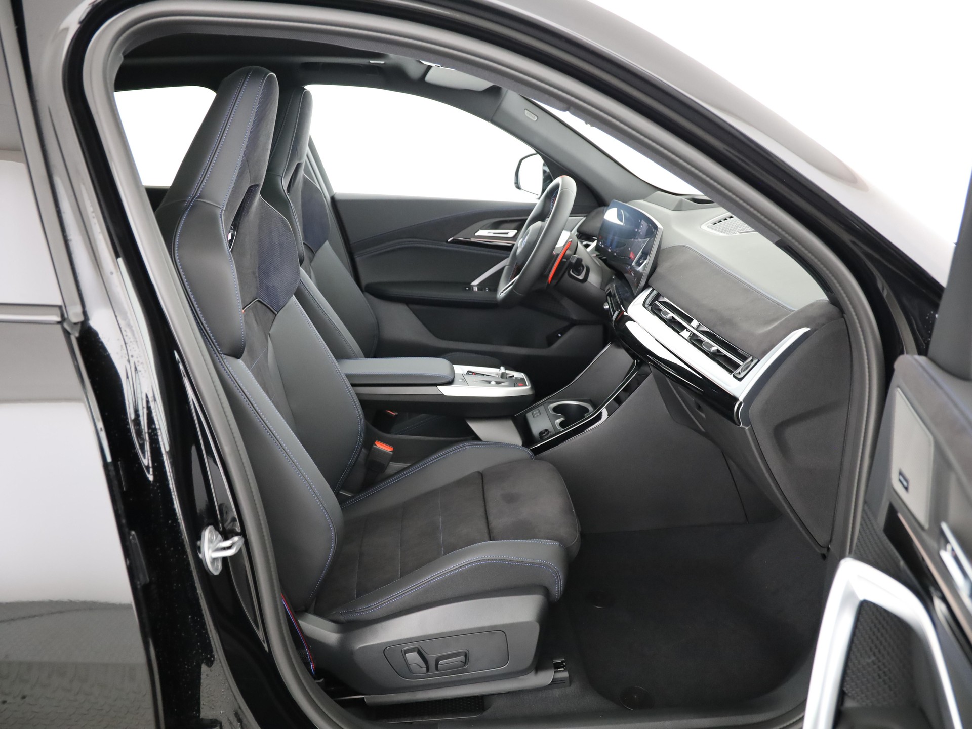 BMW X2 M35i-image-16