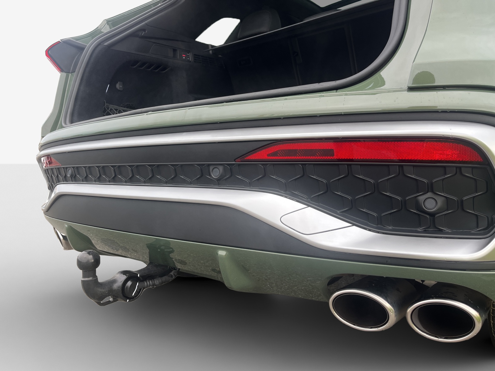 AUDI SQ5 TFSI quattro S-tronic-image-15