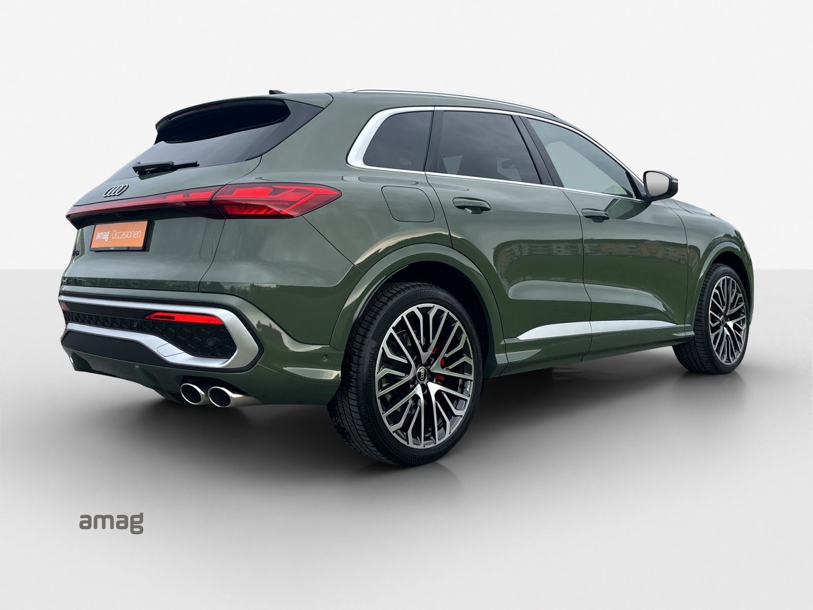 AUDI SQ5 TFSI quattro S-tronic-image-4
