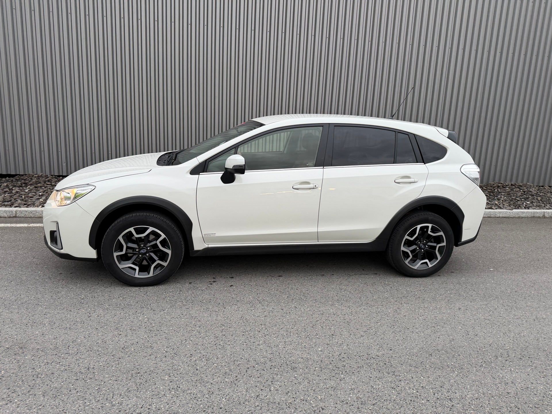 SUBARU XV 2.0 Swiss ÉDITION TABACO-showroom-element-1