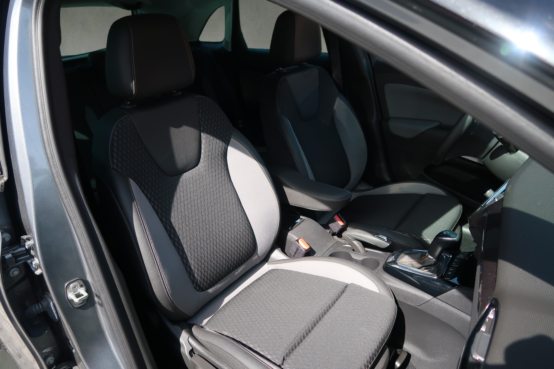 OPEL Crossland X 1.2i Ultimate Automatik-image-11